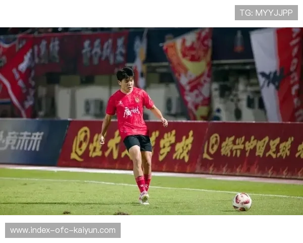 徐彬加盟狼队，备战英超U21联赛尽展才华